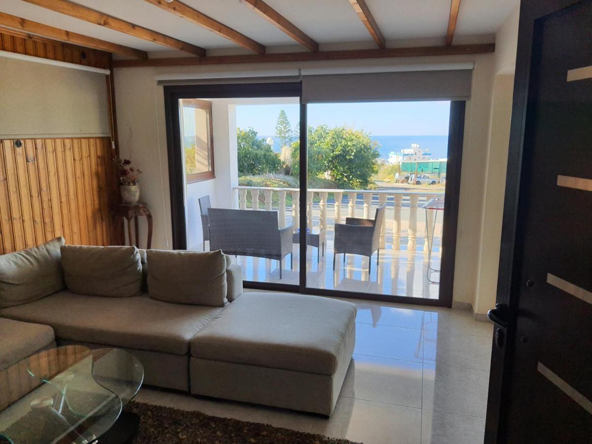 Joanna Sunset Apts Pomos Exterior foto