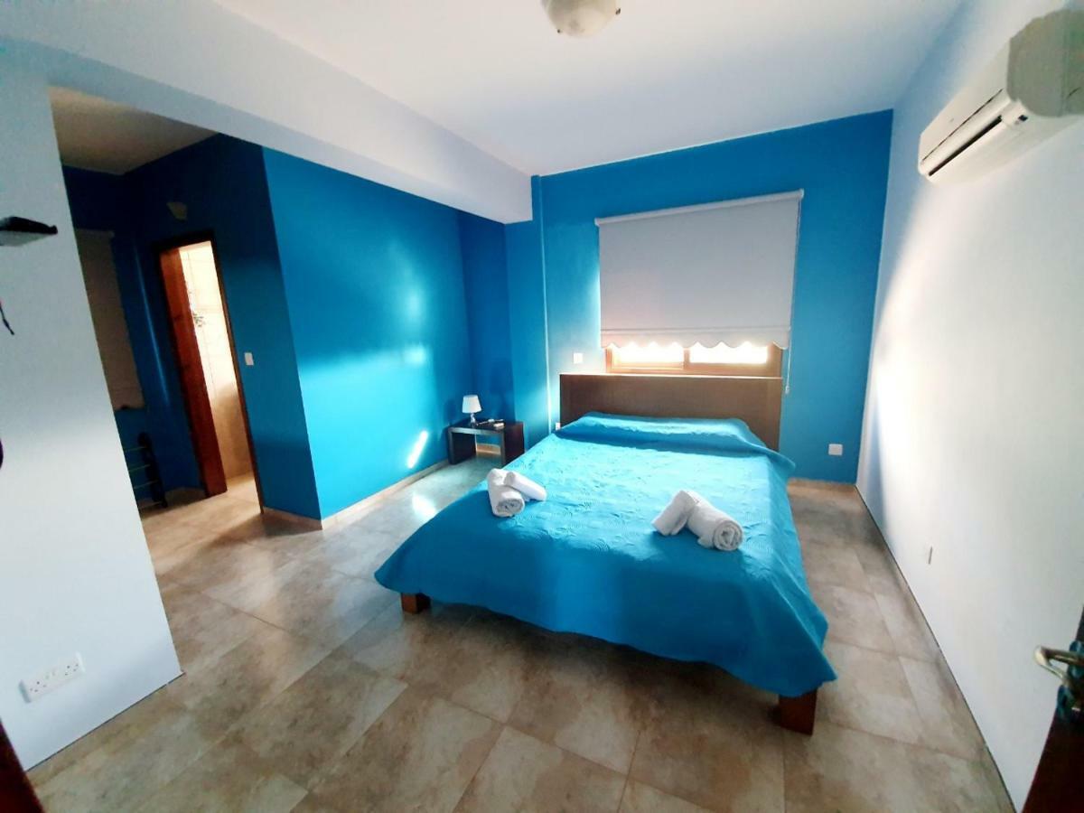 Joanna Sunset Apts Pomos Exterior foto