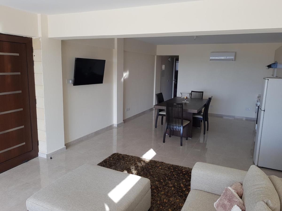Joanna Sunset Apts Pomos Exterior foto